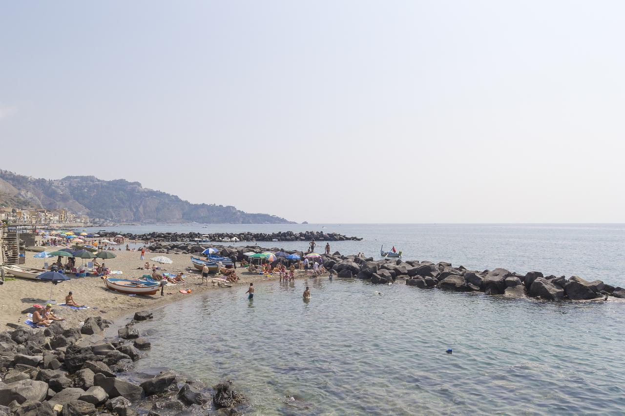 Casa Martina Apartment Giardini Naxos Exterior photo